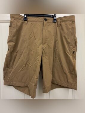 Orvis Men's Tech Hybrid Outdoor Shorts - Khaki Brown size 38